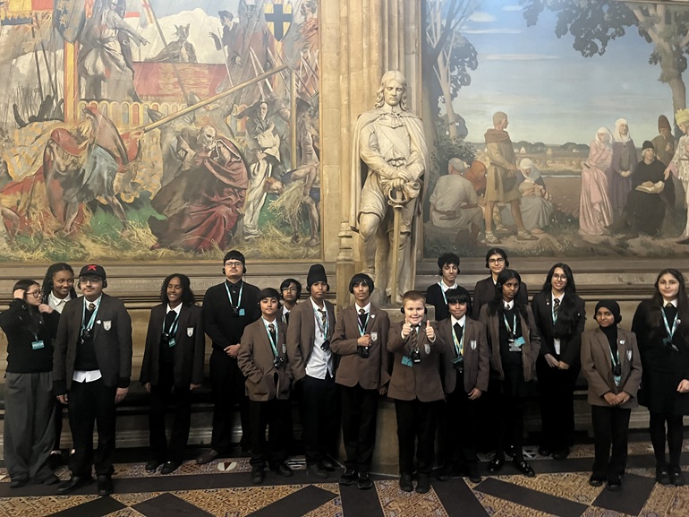 Beal Student Forum Visits the Heart of British Democracy